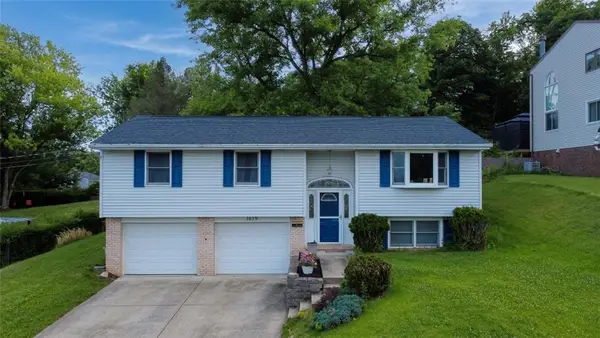 1019 Copsewood Drive, Bethel Park, PA 15102