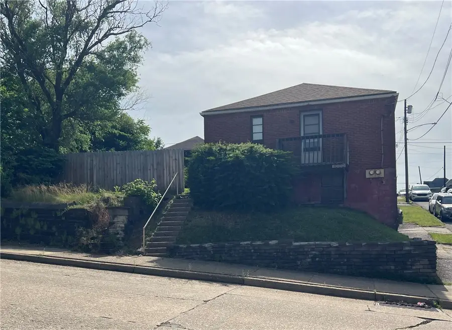 1000 Evans Ave, McKeesport, PA 15132 - #2