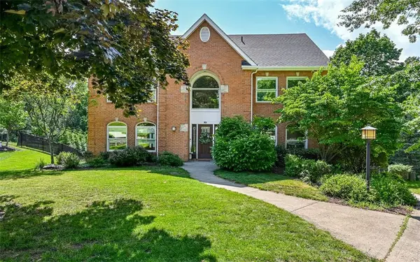 111 Timberwood Drive, Glenshaw, PA 15116