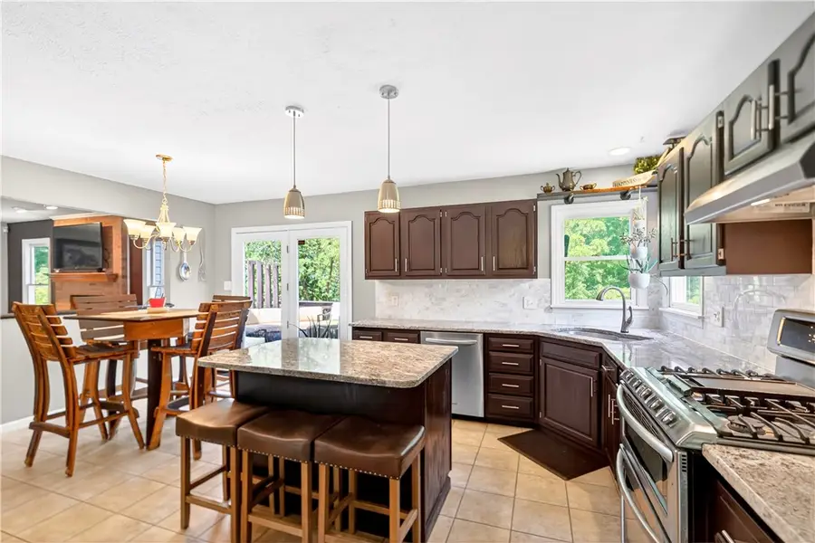 7020 Franklin Rd, Seven Fields, PA 16046 - #3
