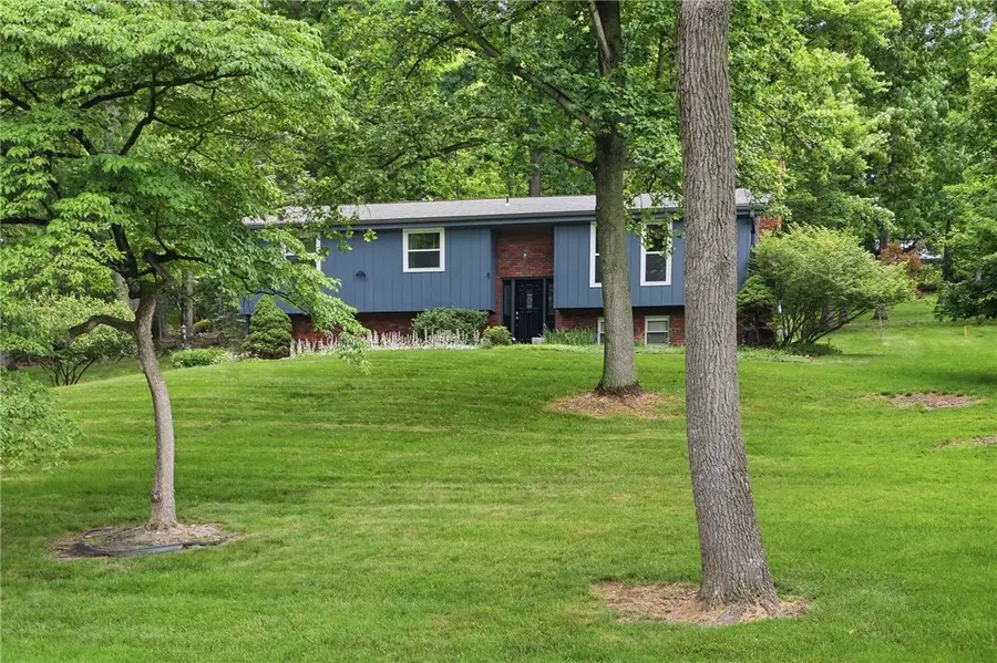 225 Woodcroft Rd, Baden, PA 15005 - #2