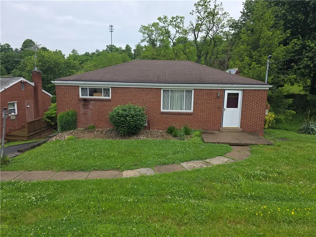 123 Broadlawn Dr, Elizabeth, PA 15037 - #1