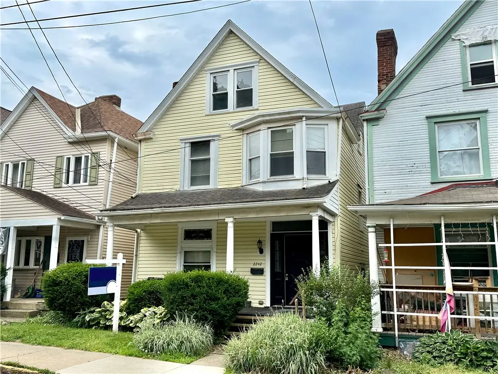 2242 Milligan Ave, Pittsburgh, PA 15218 - #1