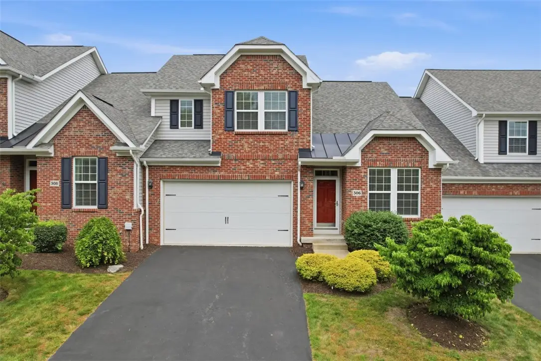 306 Trafalgar Sq, Cranberry, PA 16066 - #1