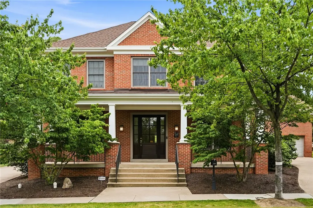 1219 Fairstead Lane, Pittsburgh, PA 15217 - #1