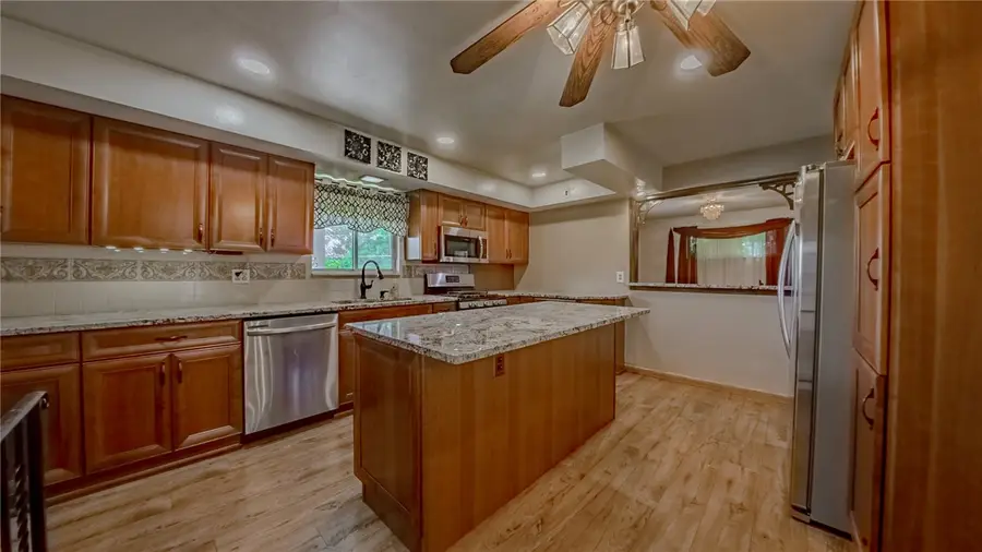 161 Schaffer Ave, Charleroi, PA 15022 - #2