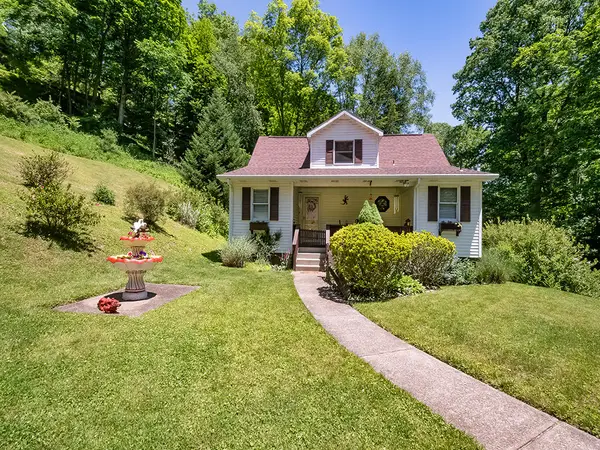 2951 Phillips Drive, Lower Burrell, PA 15068