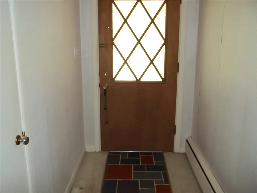 121 Hillcrest Dr, New Brighton, PA 15066 - #2