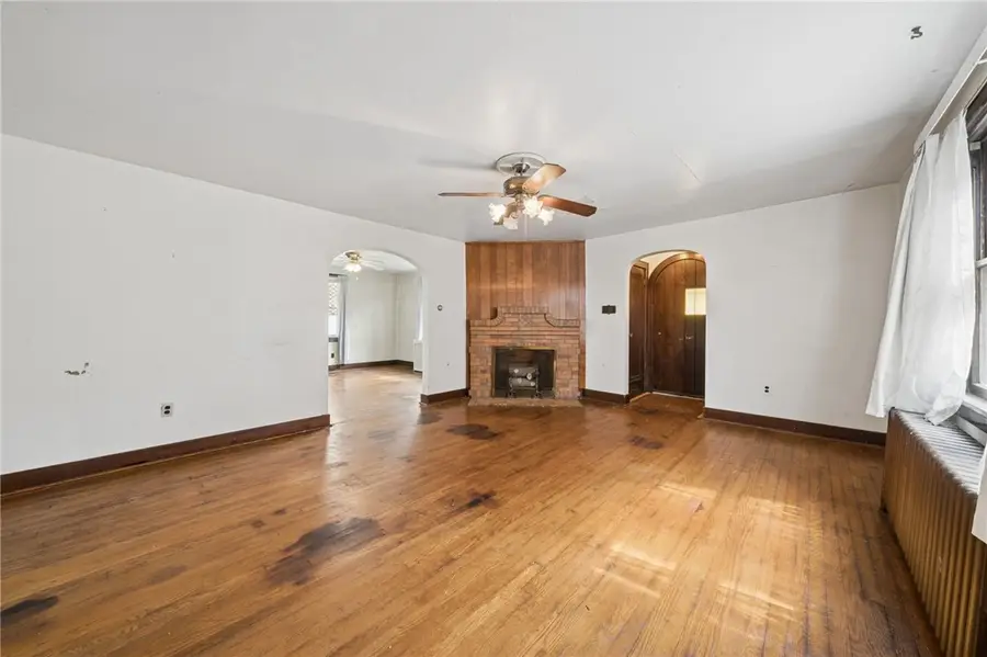 1210 Lincoln Highway, North Versailles, PA 15137 - #3