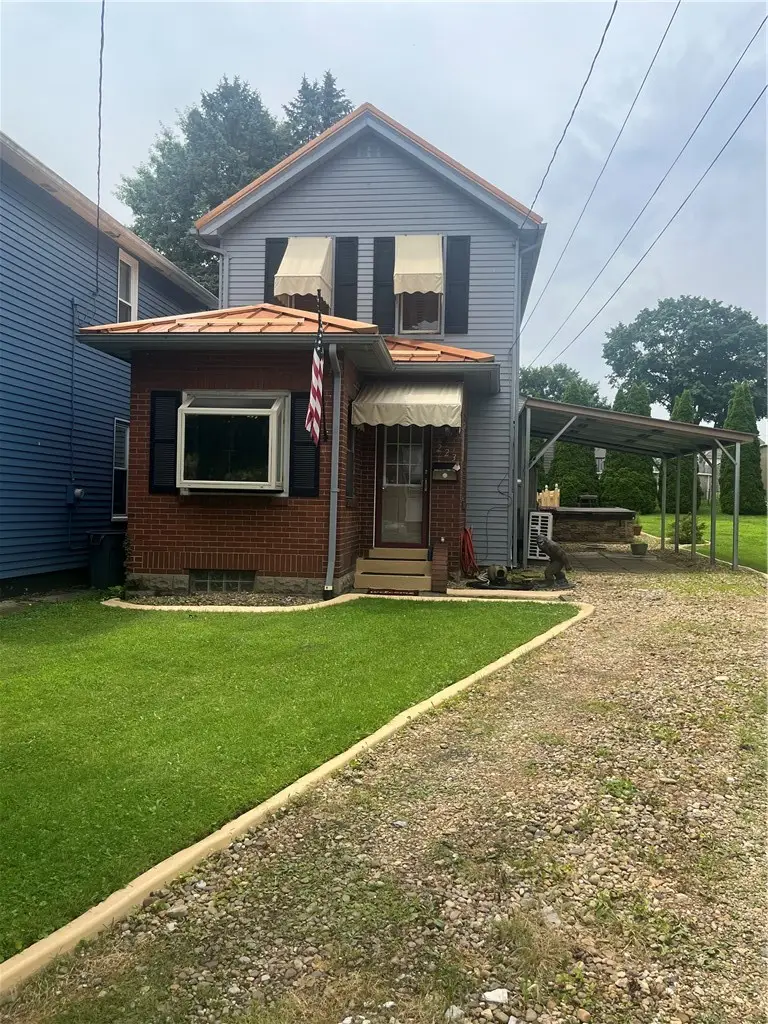 223 Hoeveler, Springdale, PA 15144 - #3