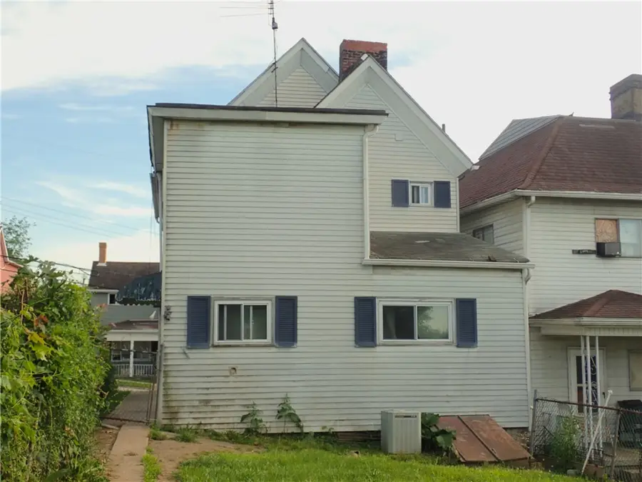 155 Walnut Street, Uniontown, PA 15401 - #2