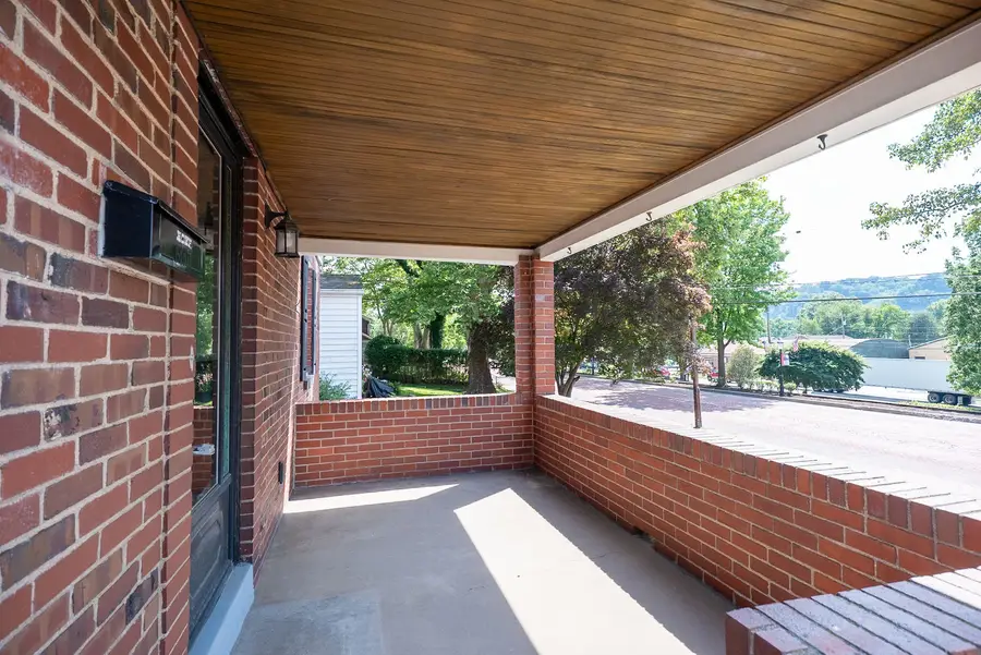 744 Allegheny River Boulevard, Oakmont, PA 15139 - #2