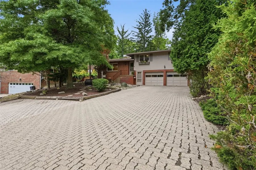 228 Hillock Ln, Pittsburgh, PA 15236 - #2