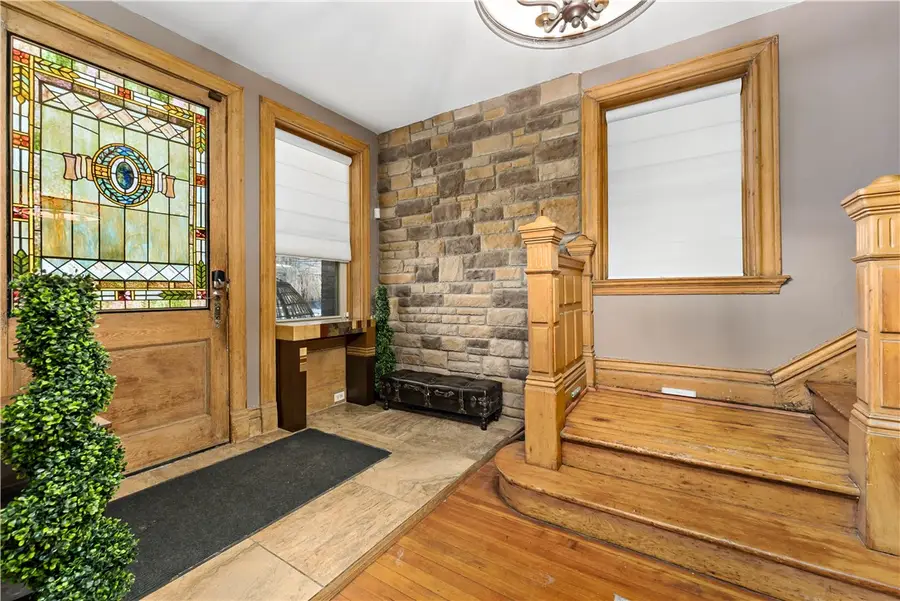 5921 Alder St, Pittsburgh, PA 15232 - #2