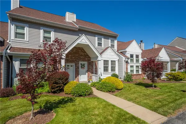 185 Old Village Lane, Bethel Park, PA 15102