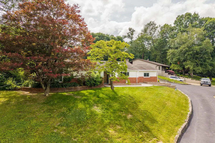 200 Kimber Drive, Canonsburg, PA 15317 - #2