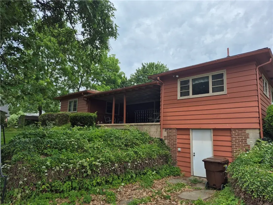 380 Shady Ave, Sharon, PA 16146 - #3