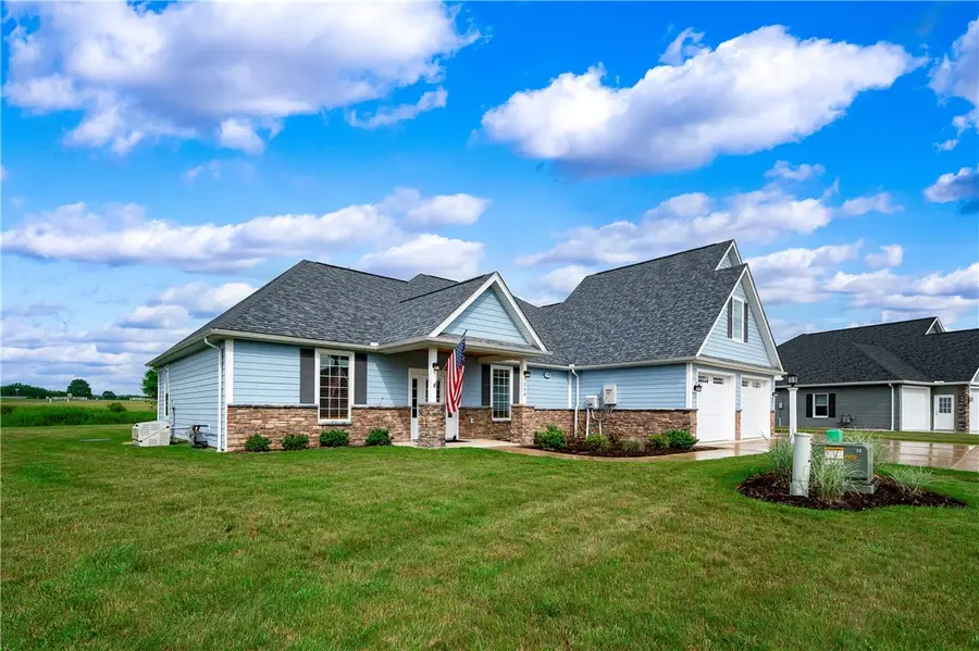 314 Nicklaus Ct, Grove City, PA 16127 - #2