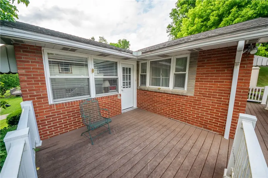 1366 Henderson Ave, Washington, PA 15301 - #3
