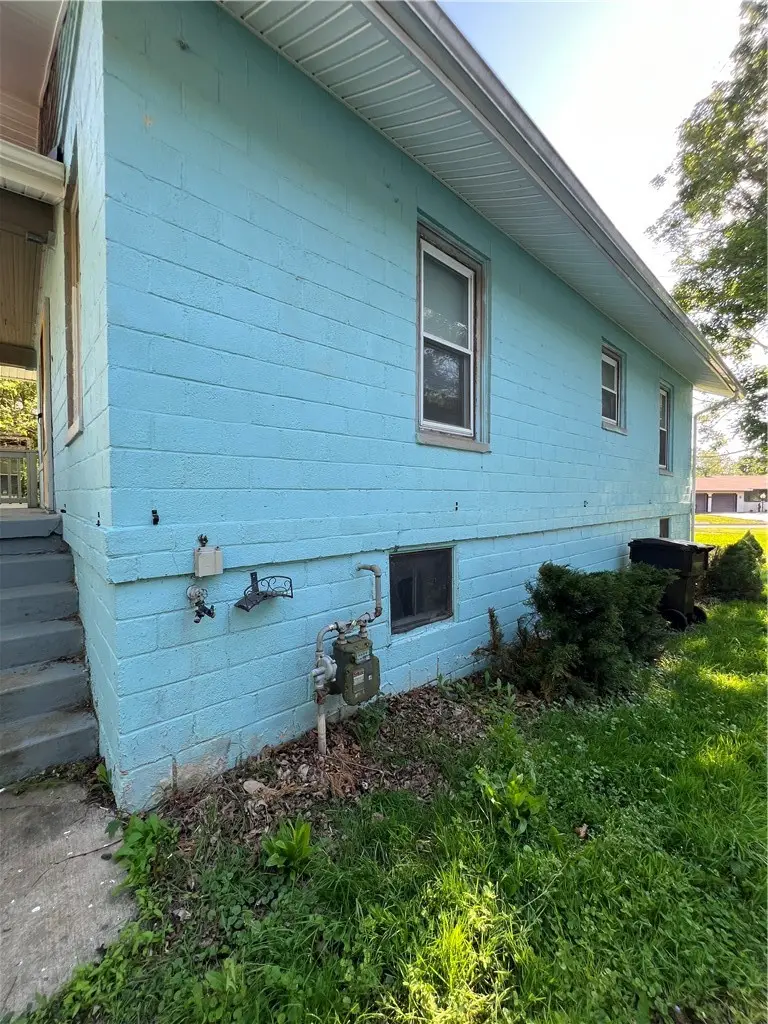 200 Smith Ave, Sharon, PA 16146 - #3