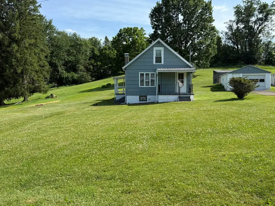 222 Bagdad Road, Leechburg, PA 15656 - #2