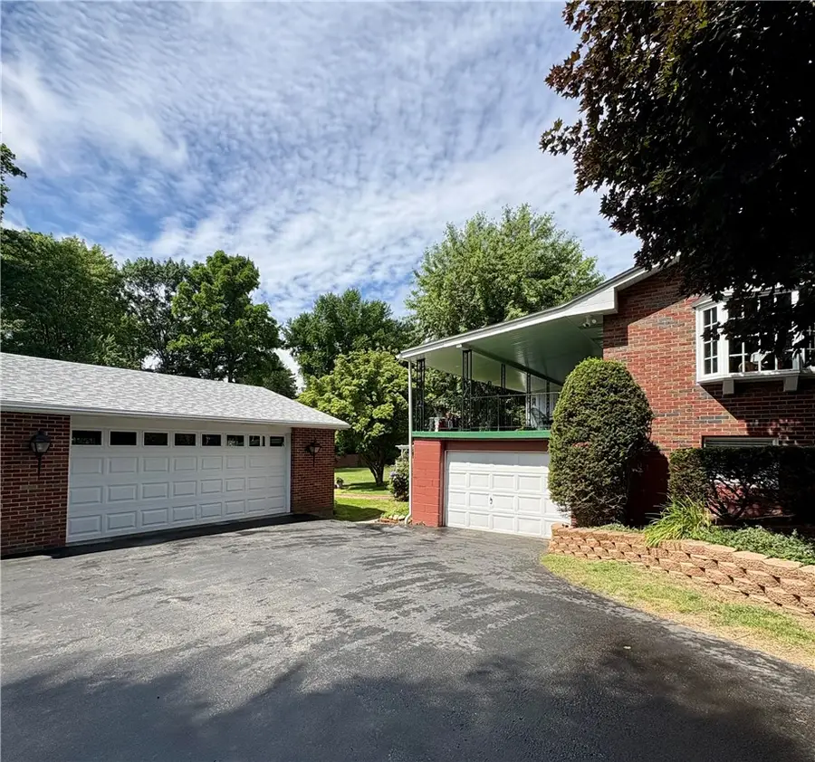 114 Shanahan Rd, Butler, PA 16001 - #2