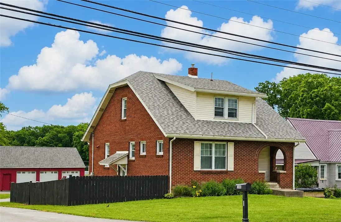160 N Duffy Rd, Butler, PA 16001 - #1
