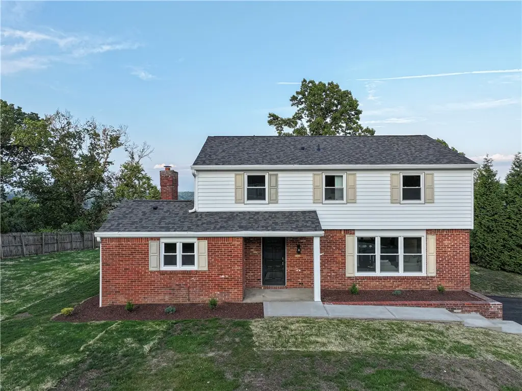 101 Wynview Dr, Coraopolis, PA 15108 - #1