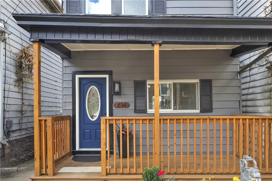 614 Edgemont St, Pittsburgh, PA 15210 - #2