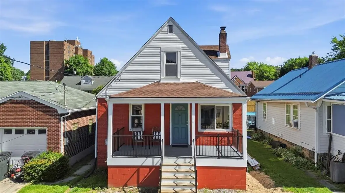 531 Grant St, Springdale, PA 15144 - #1