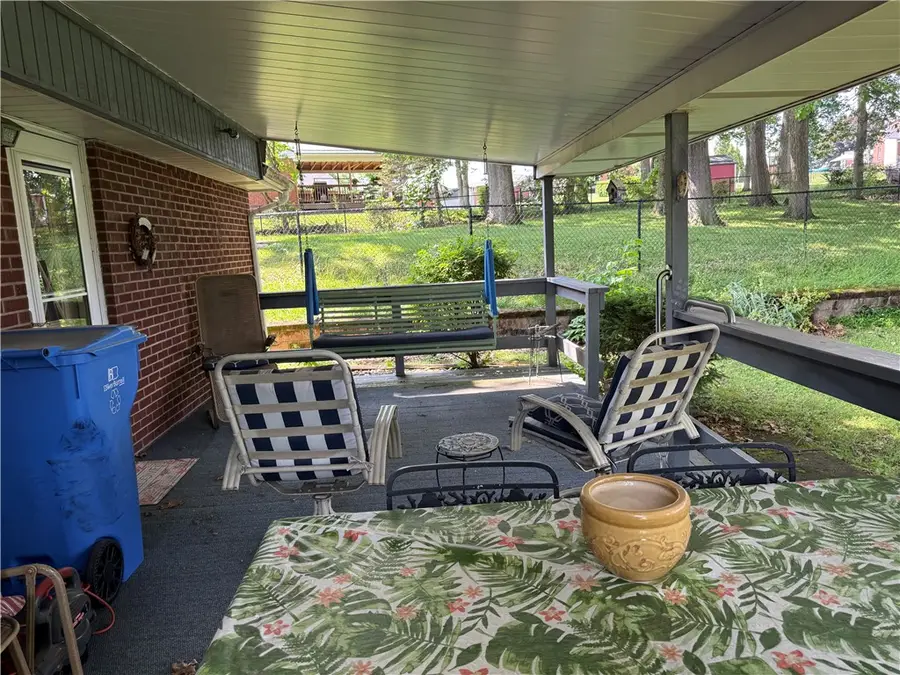 2753 Valleyview Dr, New Kensington, PA 15068 - #3