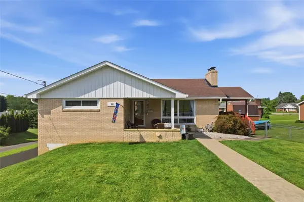 100 Burbank Dr, Irwin, PA 15642