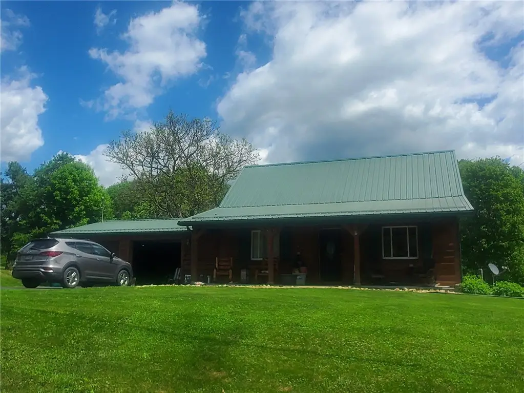 132 Lairds Crossing Rd, Worthington, PA 16262 - #1