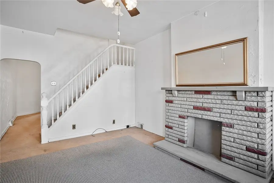 817 Farragut Street, Pittsburgh, PA 15206 - #3