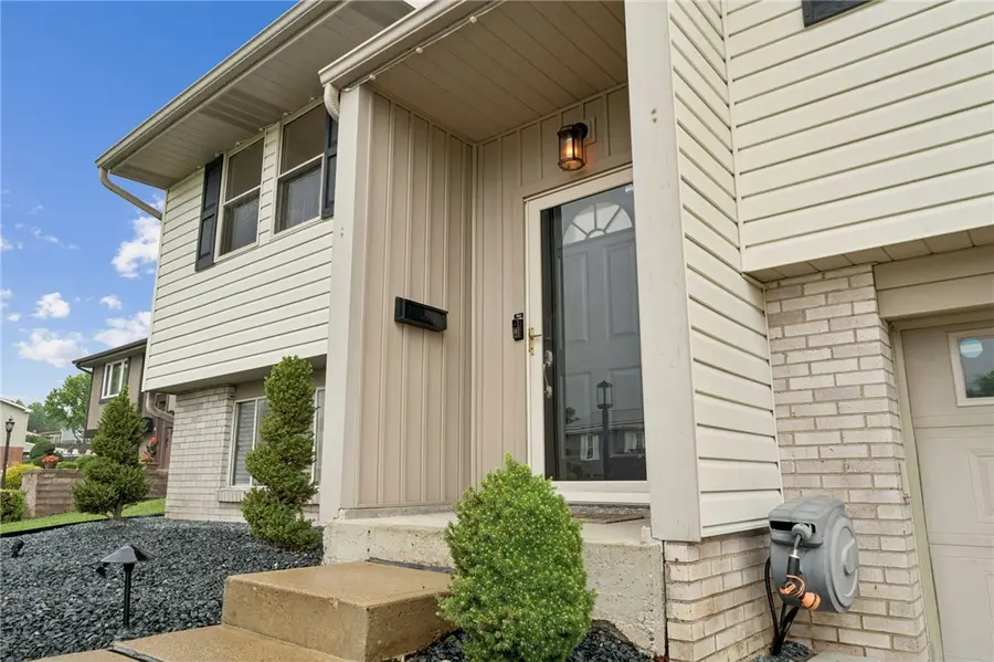 108 Macbeth Drive, New Kensington, PA 15068 - #3