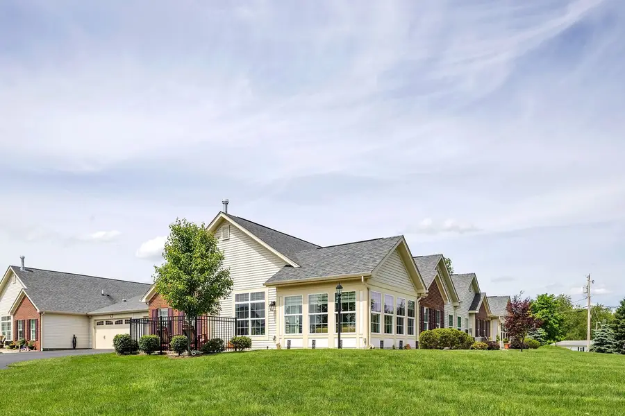 6153 Heatherfield Ct, Harmony, PA 16037 - #3