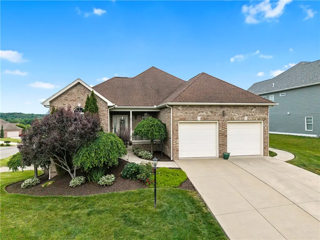 101 Quaker Ridge Ct, Beaver, PA 15009 - #1