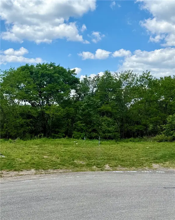 307 Mary Beth Drive, Butler, PA 16001