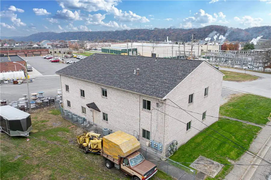 2204 Constitution Blvd, New Kensington, PA 15068 - #3