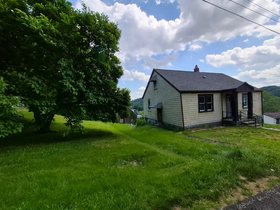 54 Reese Avenue, Pittsburgh, PA 15223 - #3