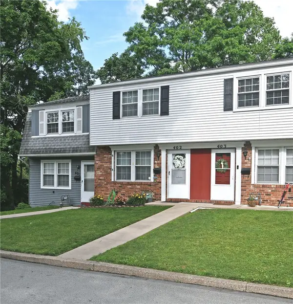 402 Hickory Cir, Canonsburg, PA 15317