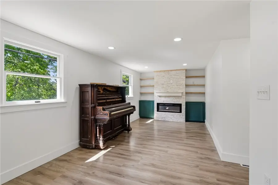 505 Meadow Ave, Pittsburgh, PA 15235 - #2