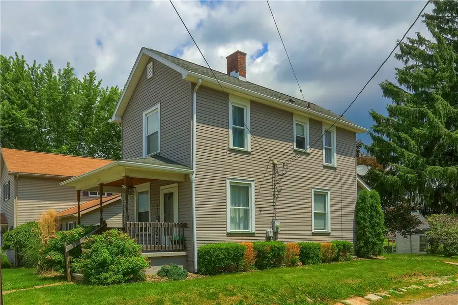 408 N Vine St, New Castle, PA 16101 - #2