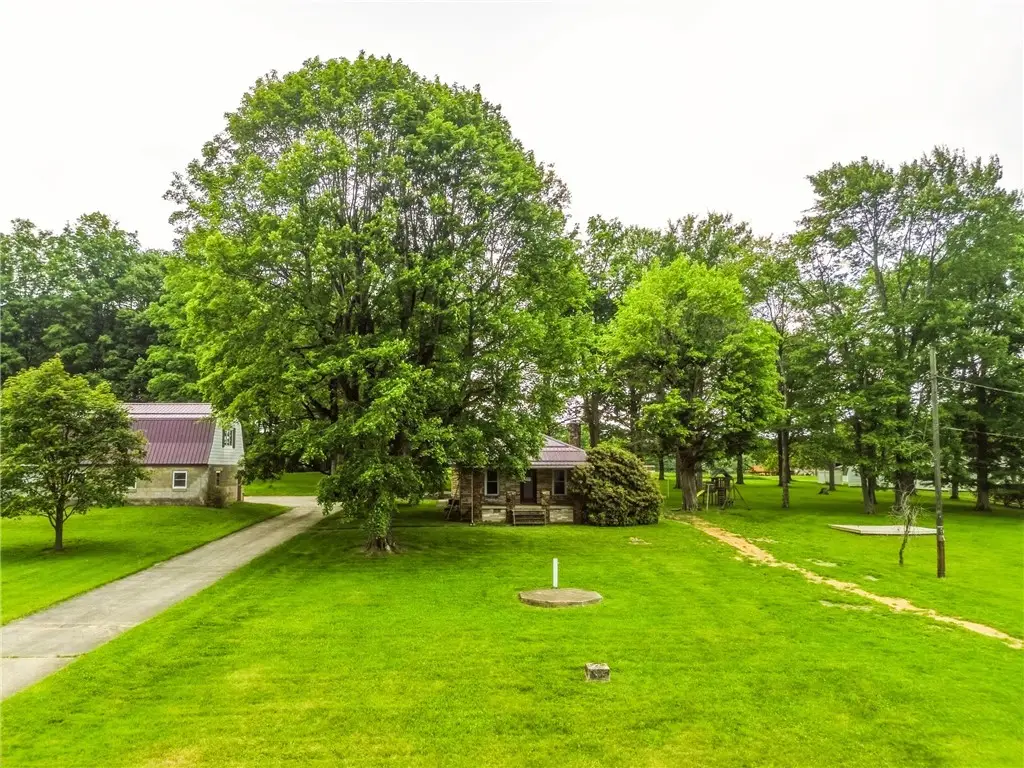 392 Griffith Avenue, Mineral Point, PA 15942 - #1