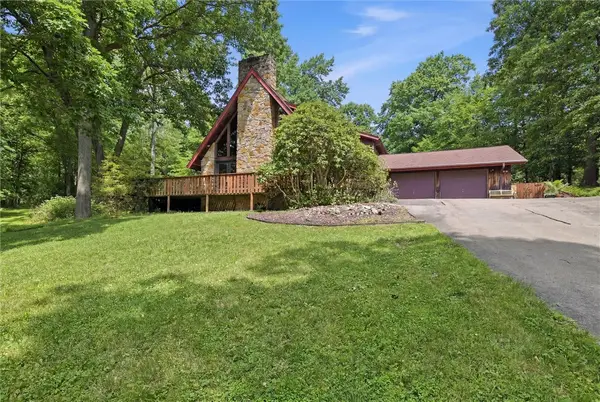 717 Zubal Rd, Apollo, PA 15613