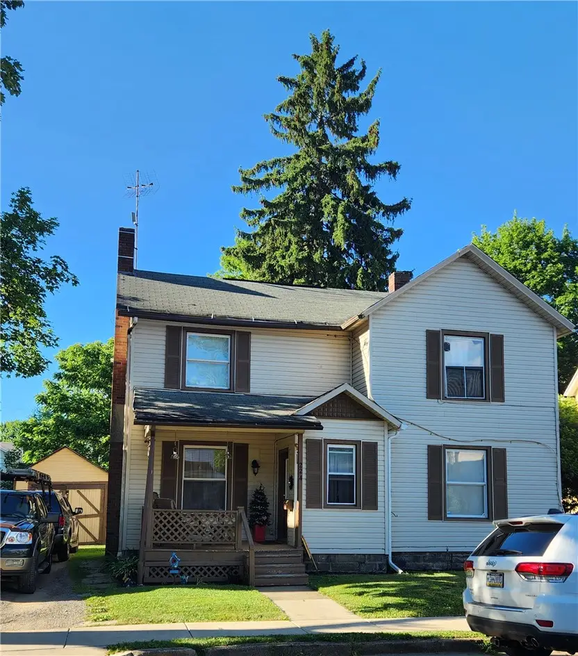 224 Clinton St, Greenville, PA 16125 - #1
