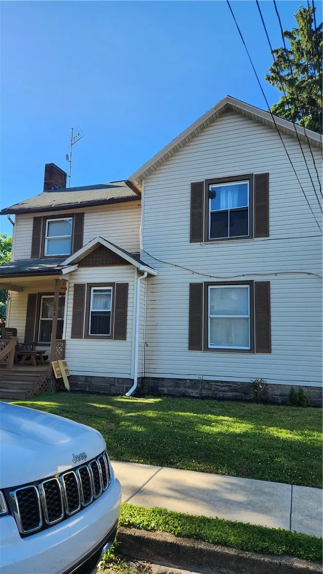 224 Clinton St, Greenville, PA 16125 - #2