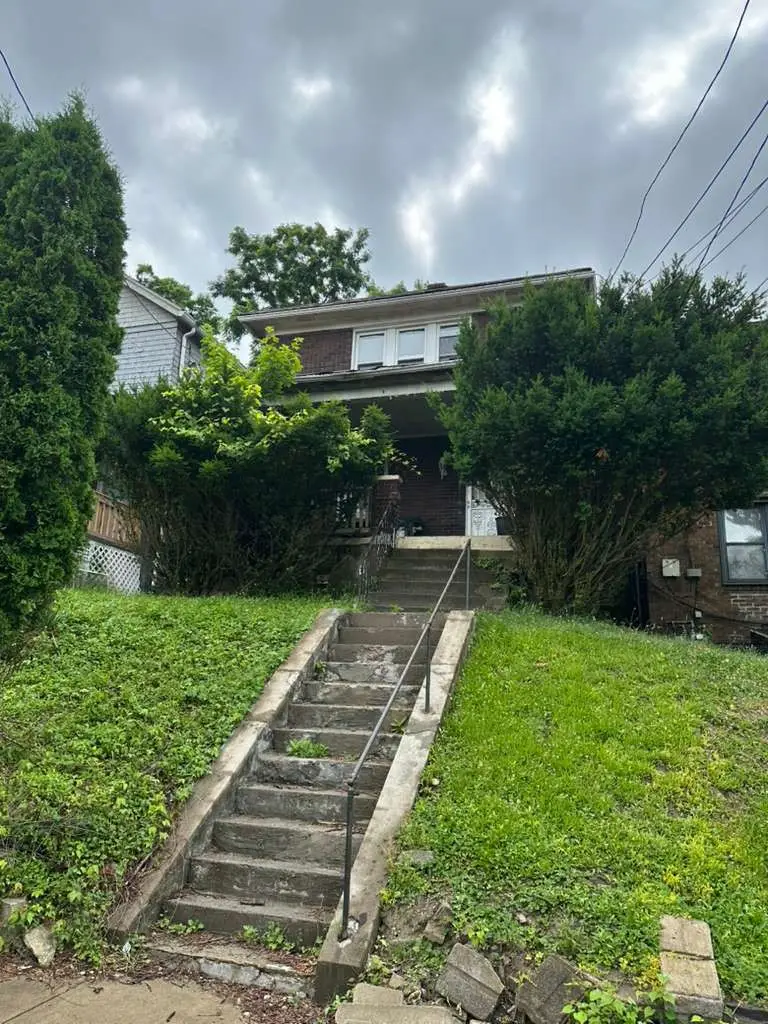 2028 Chalfant St, Pittsburgh, PA 15221 - #1