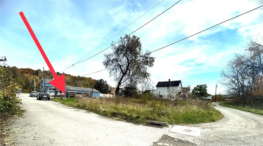 112 17th Street, Jeannette, PA 15644 - #3