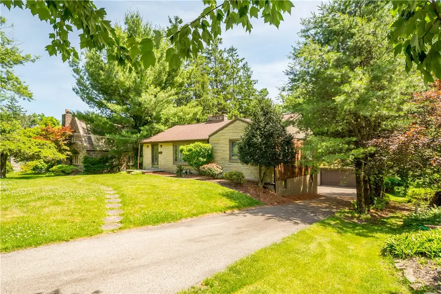 3229 Arapahoe Rd, Pittsburgh, PA 15241 - #2